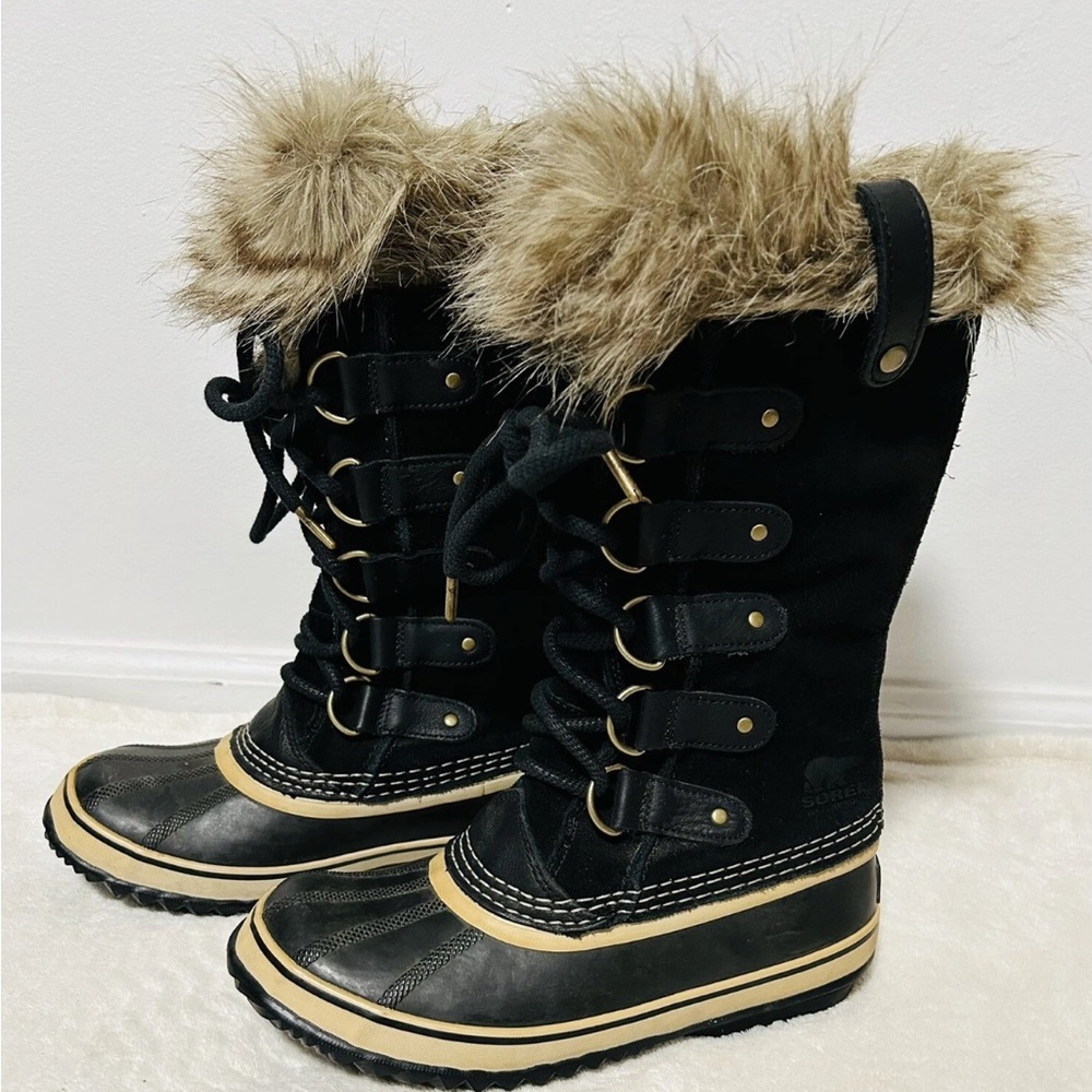 Sorel Boots Womens 6 Black Winter Snow JOAN OF ARCTIC Faux Fur Suede Rubber